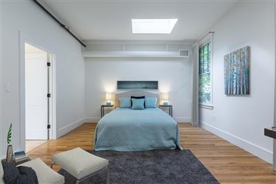 3.5 bed, 2.5 bath apartment for rent at 58 Regent St Unit 1, North Cambridge — photo 8 of 22
