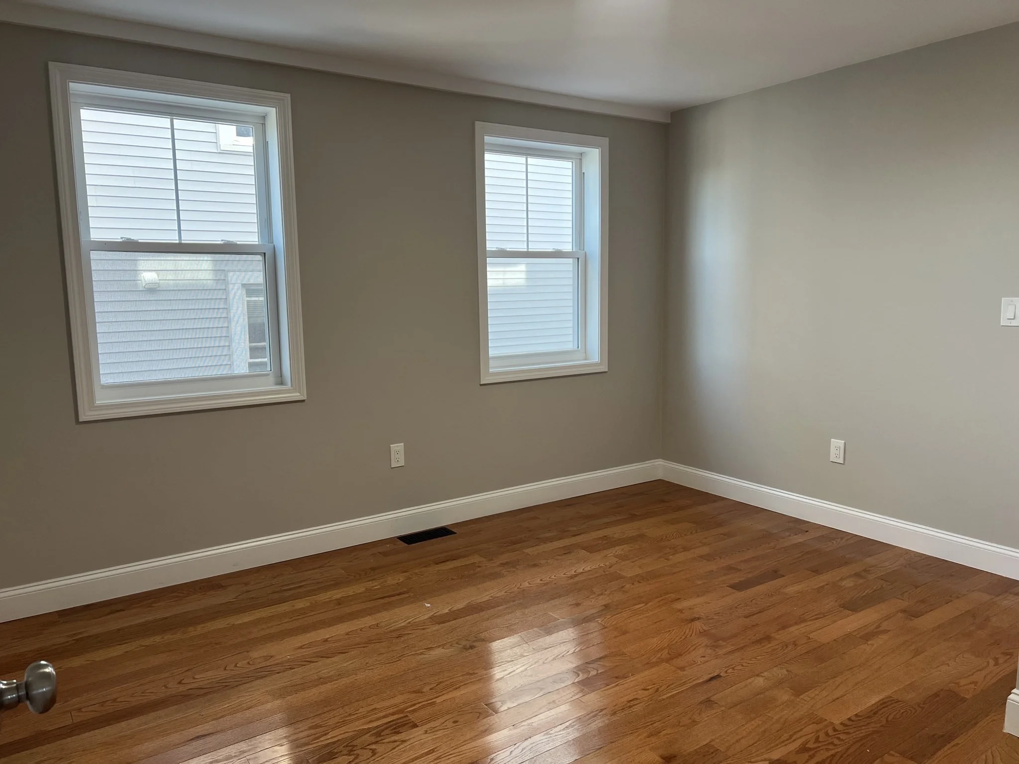 3 bed, 1 bath apartment for rent at 58 Robin St Unit 1, Everett — photo 8 of 21