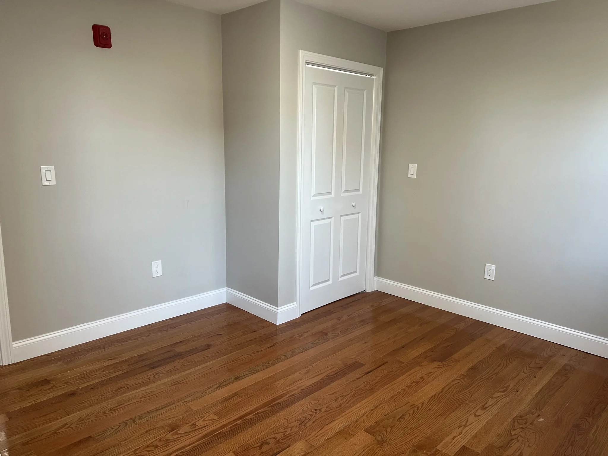 3 bed, 1 bath apartment for rent at 58 Robin St Unit 1, Everett — photo 16 of 21
