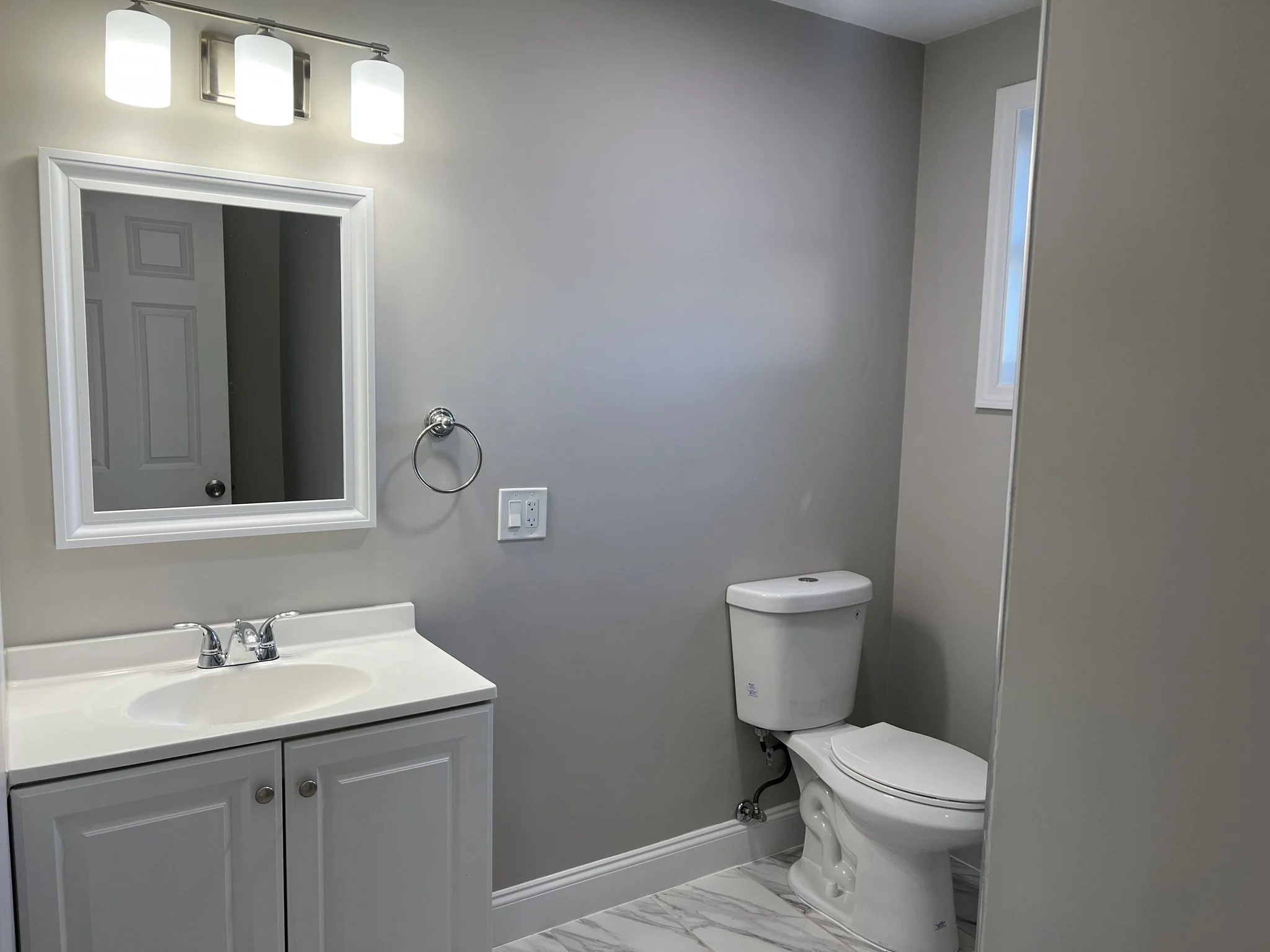 3 bed, 1 bath apartment for rent at 58 Robin St Unit 1, Everett — photo 6 of 21