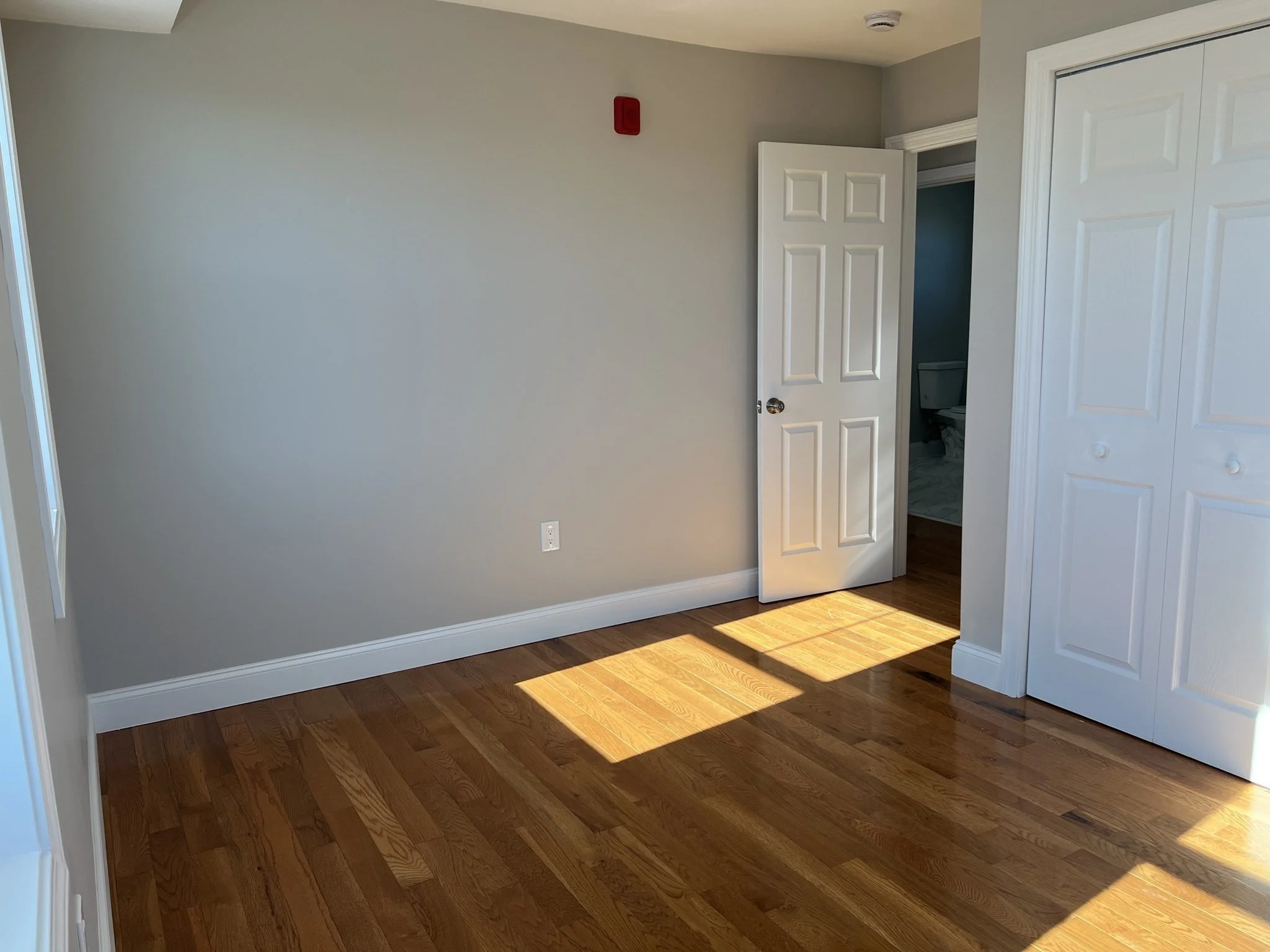 3 bed, 1 bath apartment for rent at 58 Robin St Unit 2, Everett — photo 5 of 19