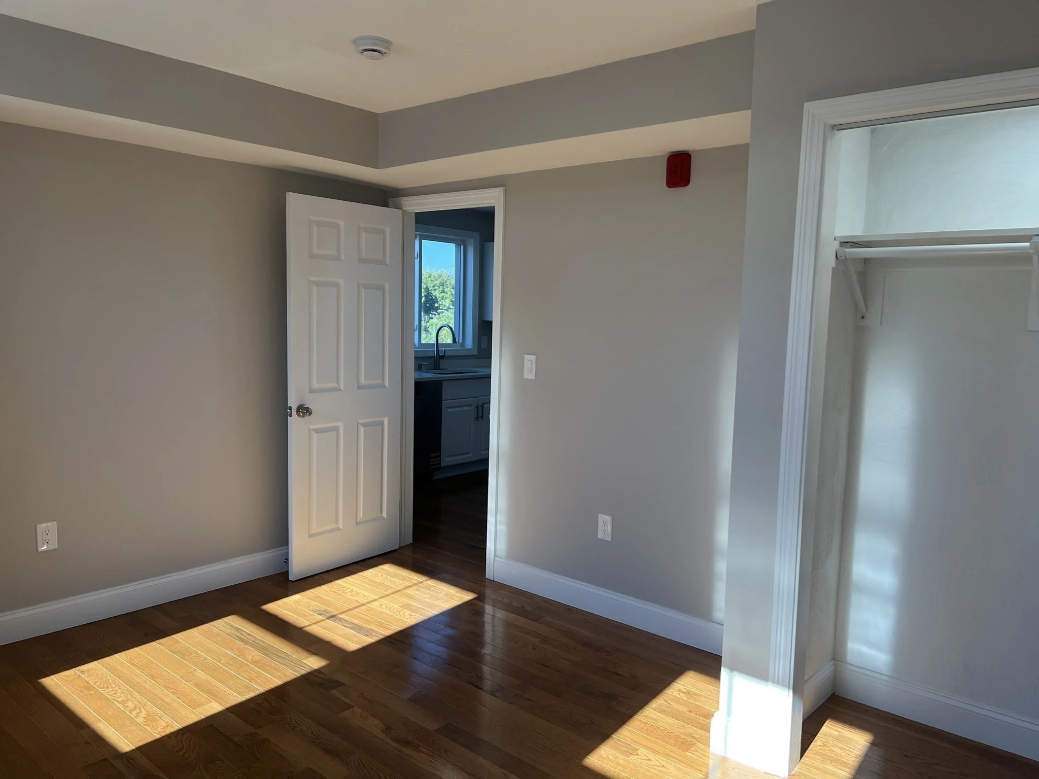 3 bed, 1 bath apartment for rent at 58 Robin St Unit 3, Everett — photo 17 of 19