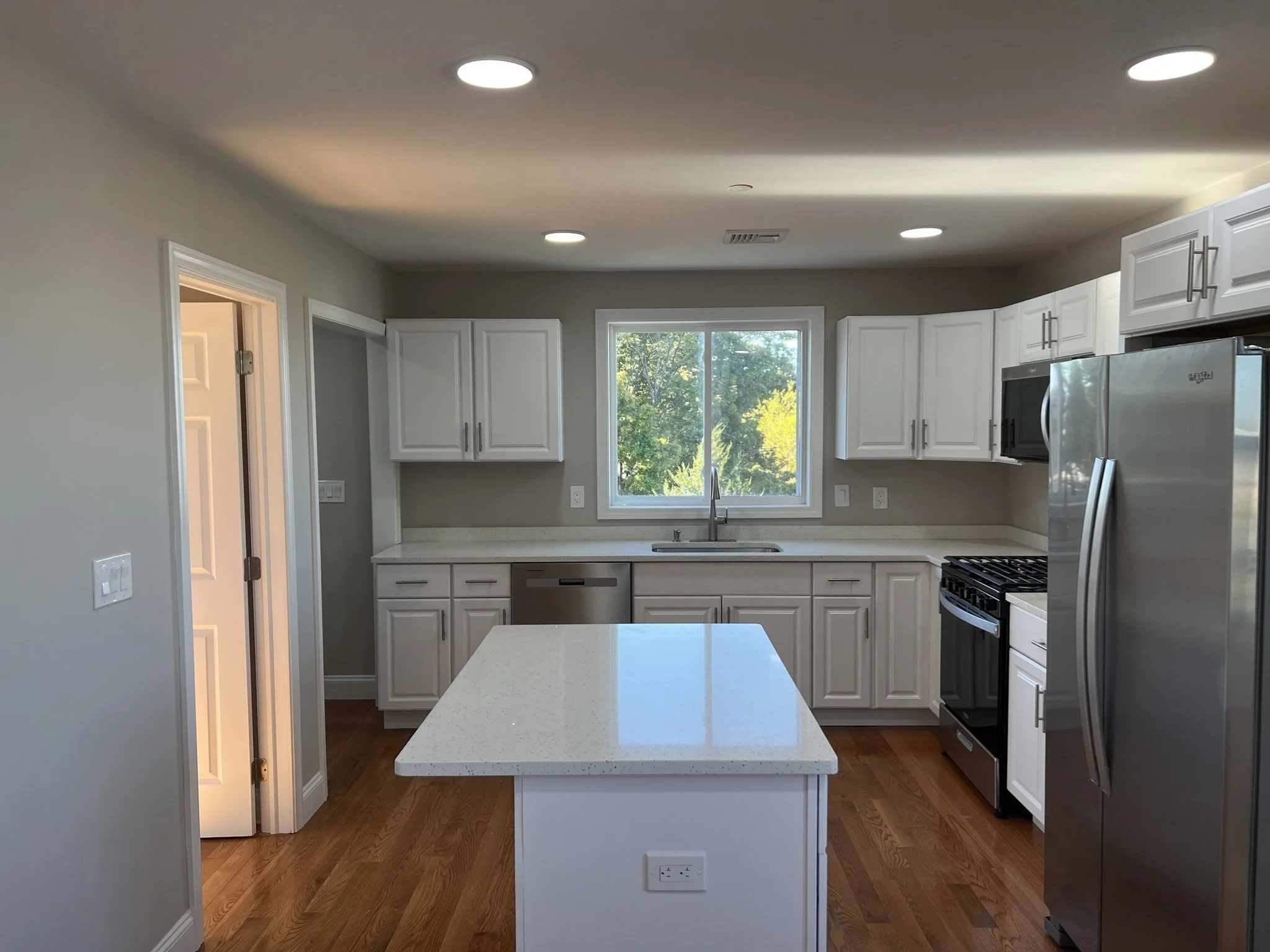 3 bed, 1 bath apartment for rent at 58 Robin St Unit 3, Everett — photo 16 of 19