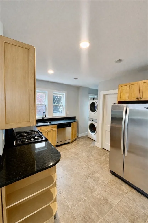 1 bed, 1 bath apartment for rent at 58 Saxton St Unit 2, Dorchester — photo 7 of 15