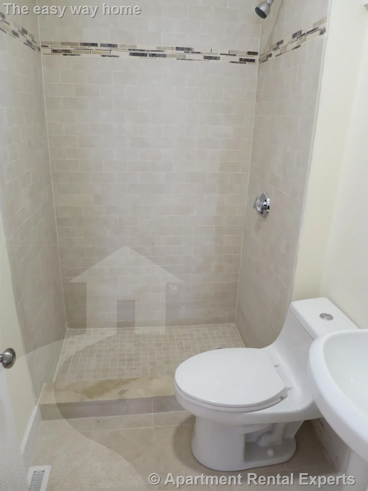 3 bed, 2 bath apartment for rent at 58 School St Unit 1, Spring Hill — photo 12 of 14