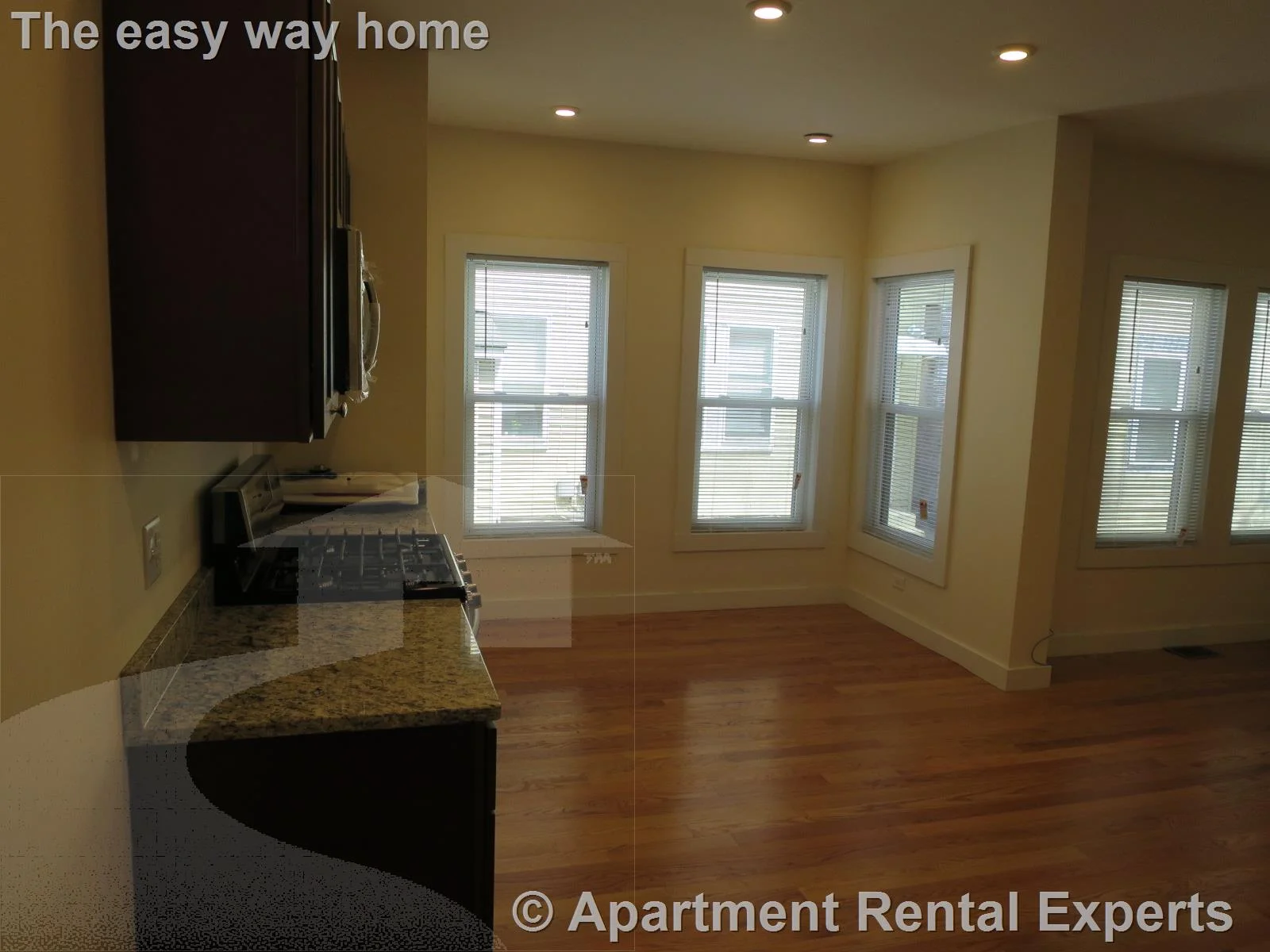 3 bed, 2 bath apartment for rent at 58 School St Unit 1, Spring Hill — photo 5 of 14