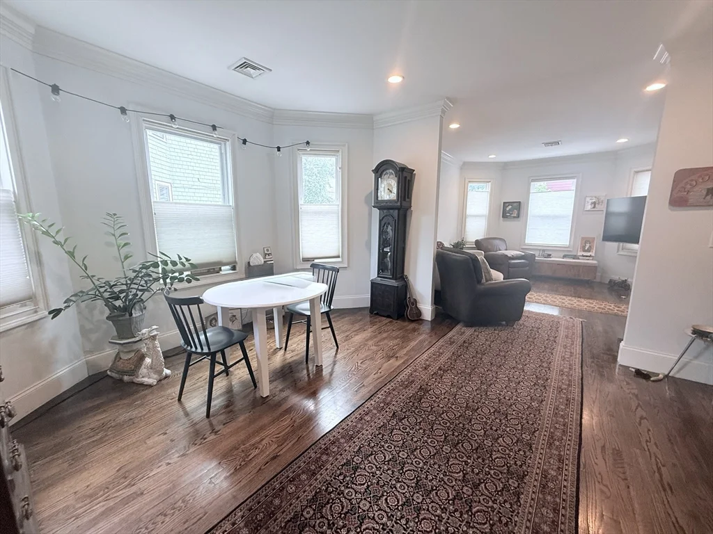 2 bed, 2 bath apartment for rent at 58 Seaverns Ave Unit 1, Jamaica Plain — photo 7 of 18