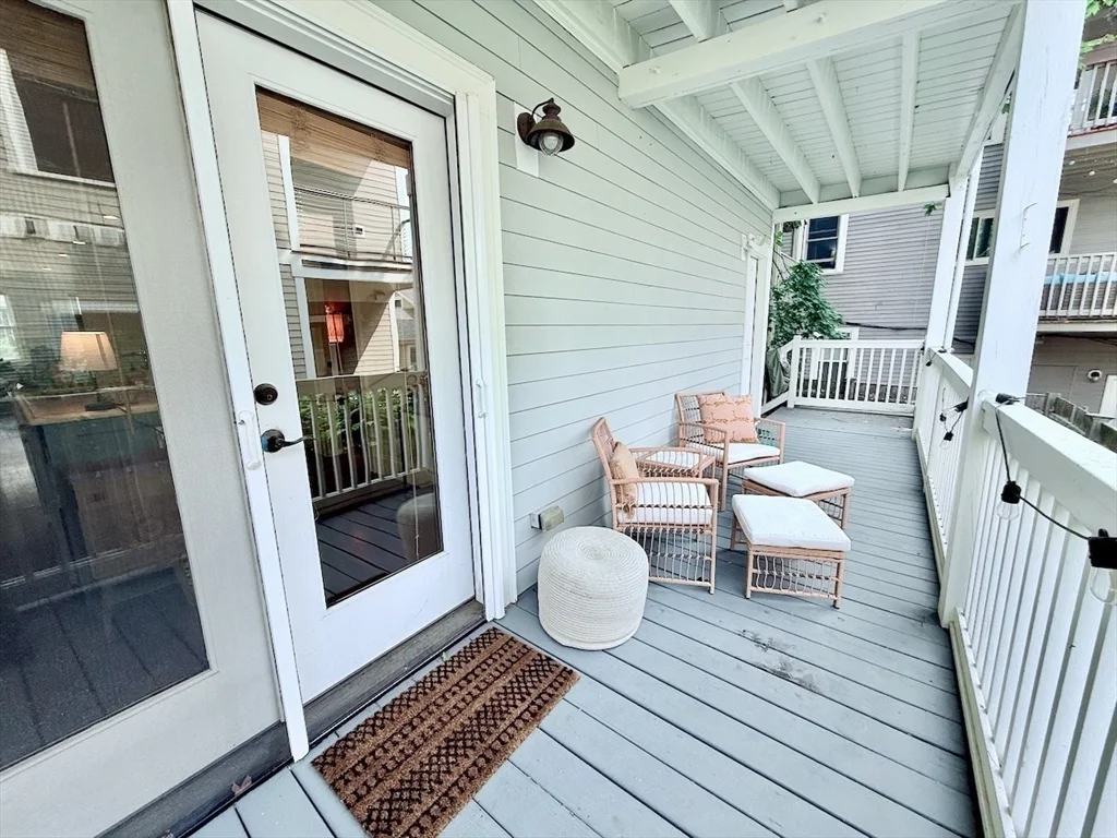2 bed, 2 bath apartment for rent at 58 Seaverns Ave Unit 1, Jamaica Plain — photo 15 of 18