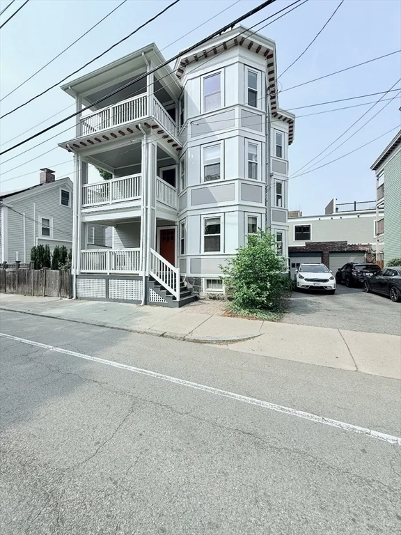 2 bed, 2 bath apartment for rent at 58 Seaverns Ave Unit 1, Jamaica Plain — photo 17 of 18