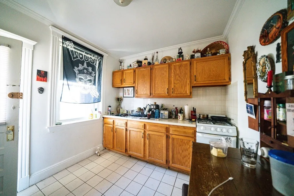 1 bed, 1 bath apartment for rent at 58 Selkirk Rd Unit 14, Brighton — photo 5 of 10