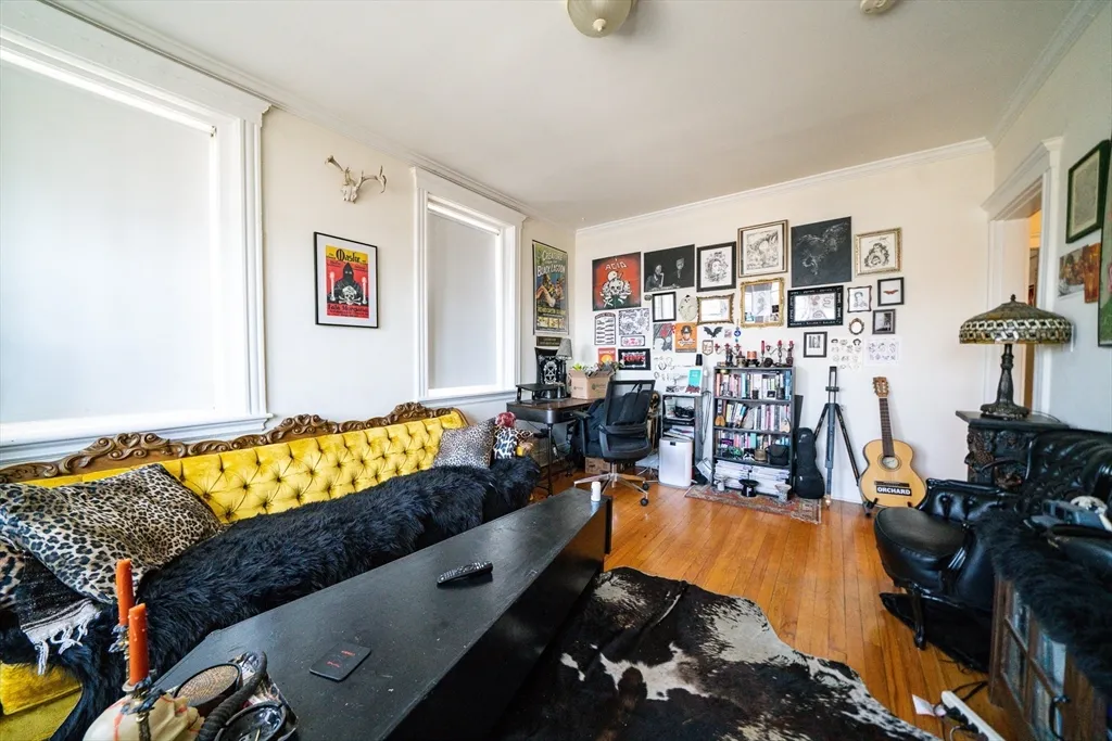 1 bed, 1 bath apartment for rent at 58 Selkirk Rd Unit 14, Brighton
