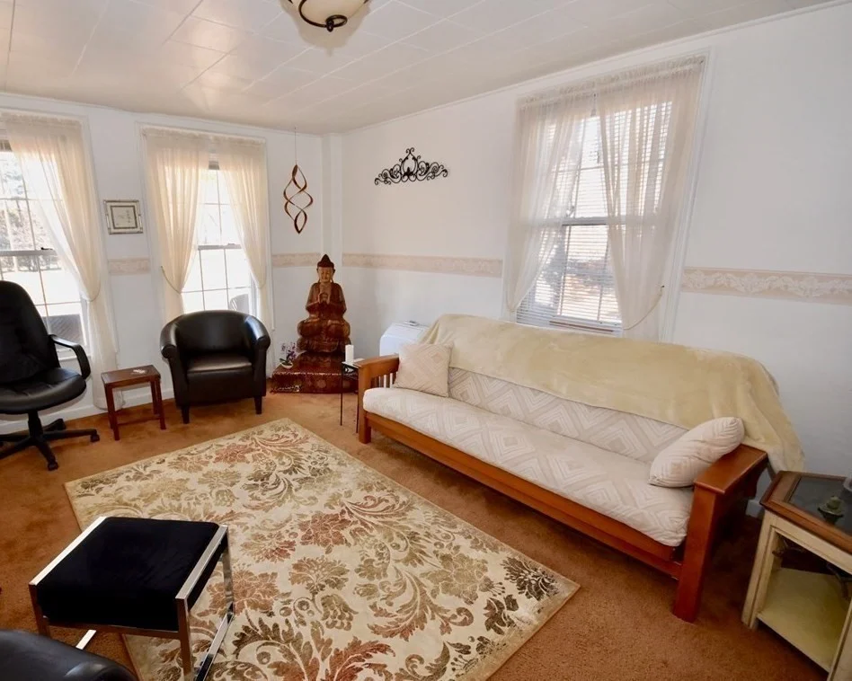 4 bed, 1 bath apartment for rent at 58 South East St Unit 1, Amherst — photo 6 of 17