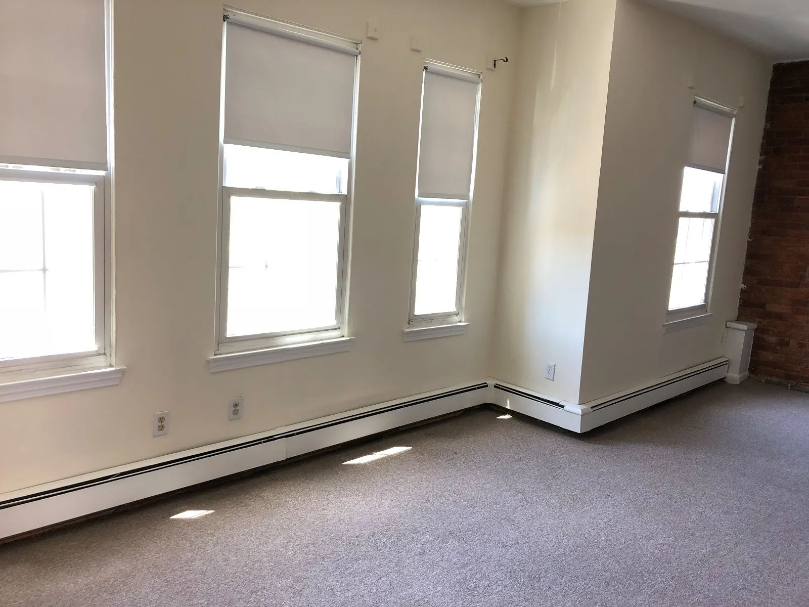 Studio bed, 1 bath apartment for rent at 58 South Huntington Ave Unit 11, Jamaica Plain — photo 2 of 4