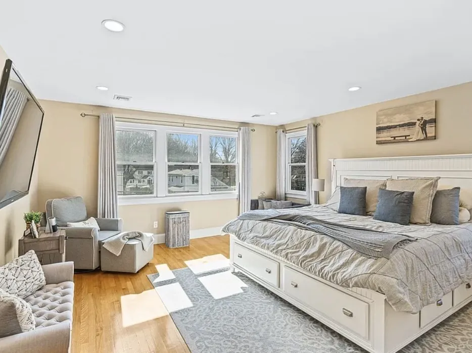 6 bed, 4.5 bath apartment for rent at 58 Spiers Rd Unit SF, Oak Hill — photo 9 of 21
