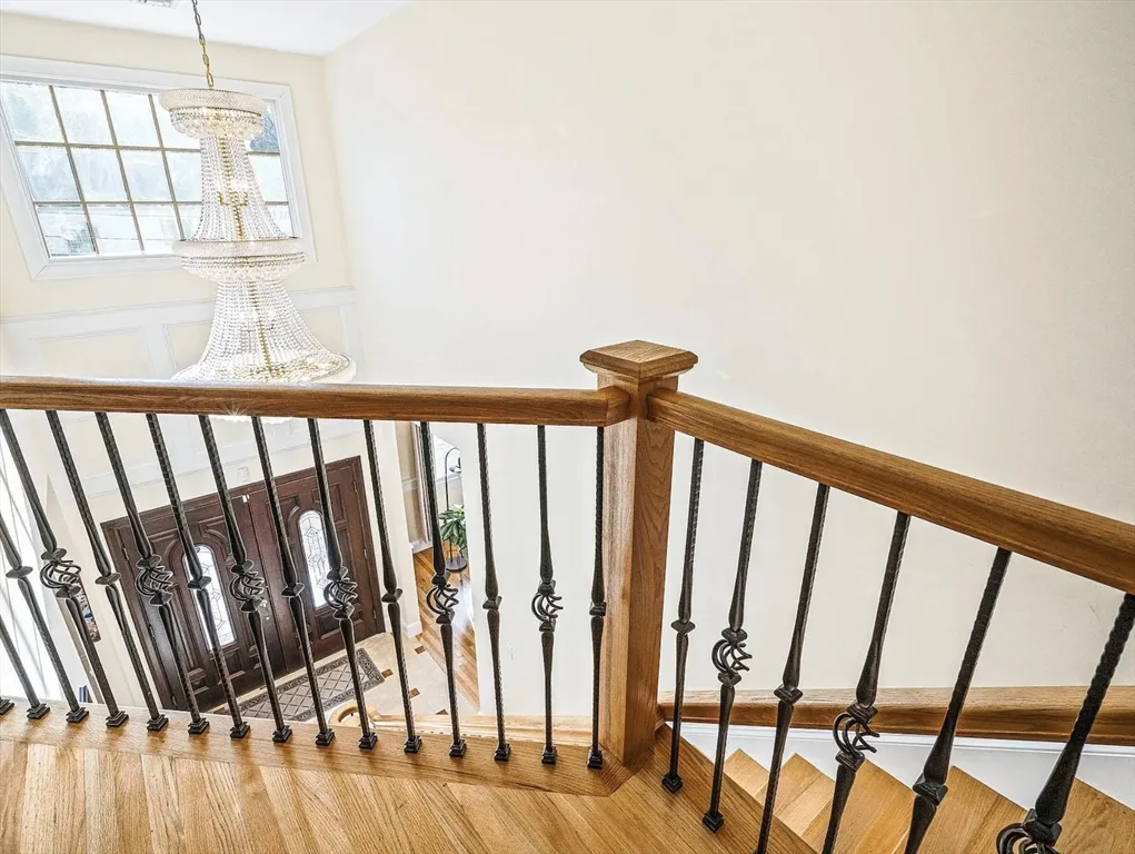 6 bed, 4.5 bath apartment for rent at 58 Spiers Rd Unit SF, Oak Hill — photo 4 of 21