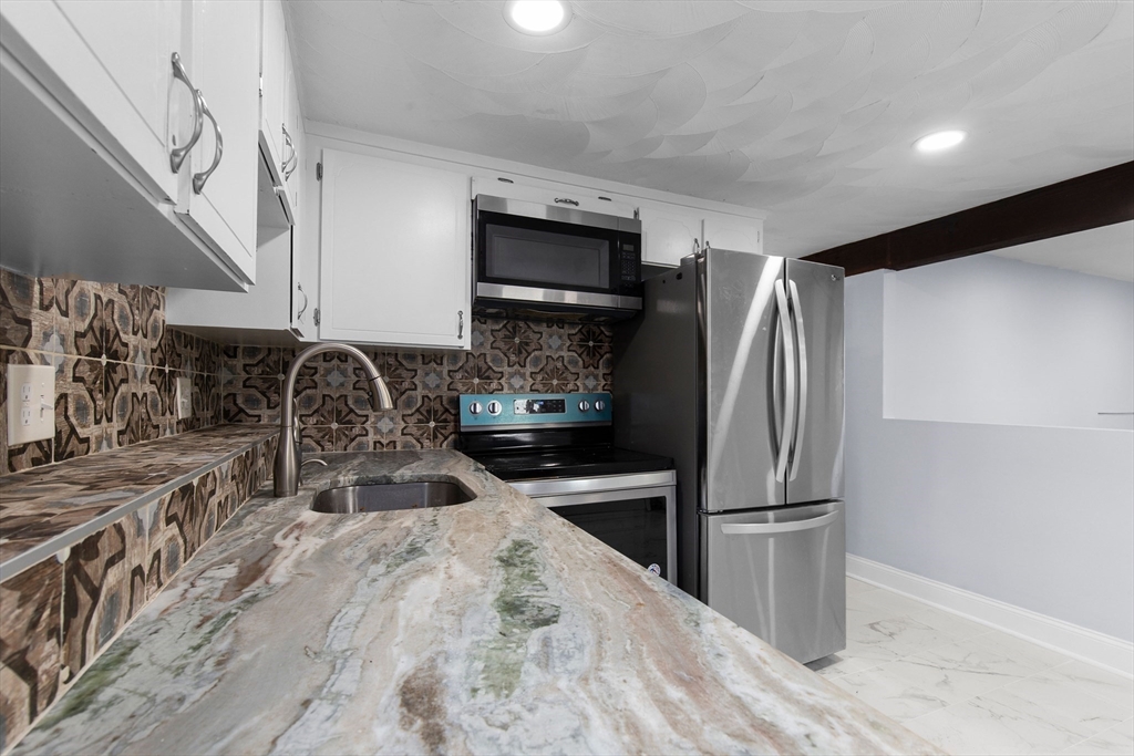 1 bed, 1 bath apartment for rent at 58 Temple Unit 1, Revere — photo 3 of 10