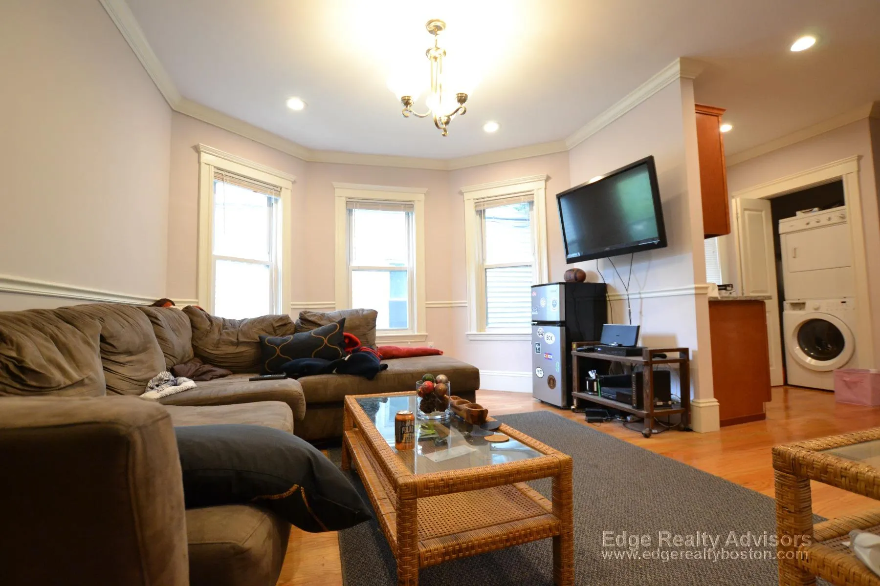 3 bed, 1 bath apartment for rent at 58 Tremont Pl Unit 1, Brighton — photo 9 of 10