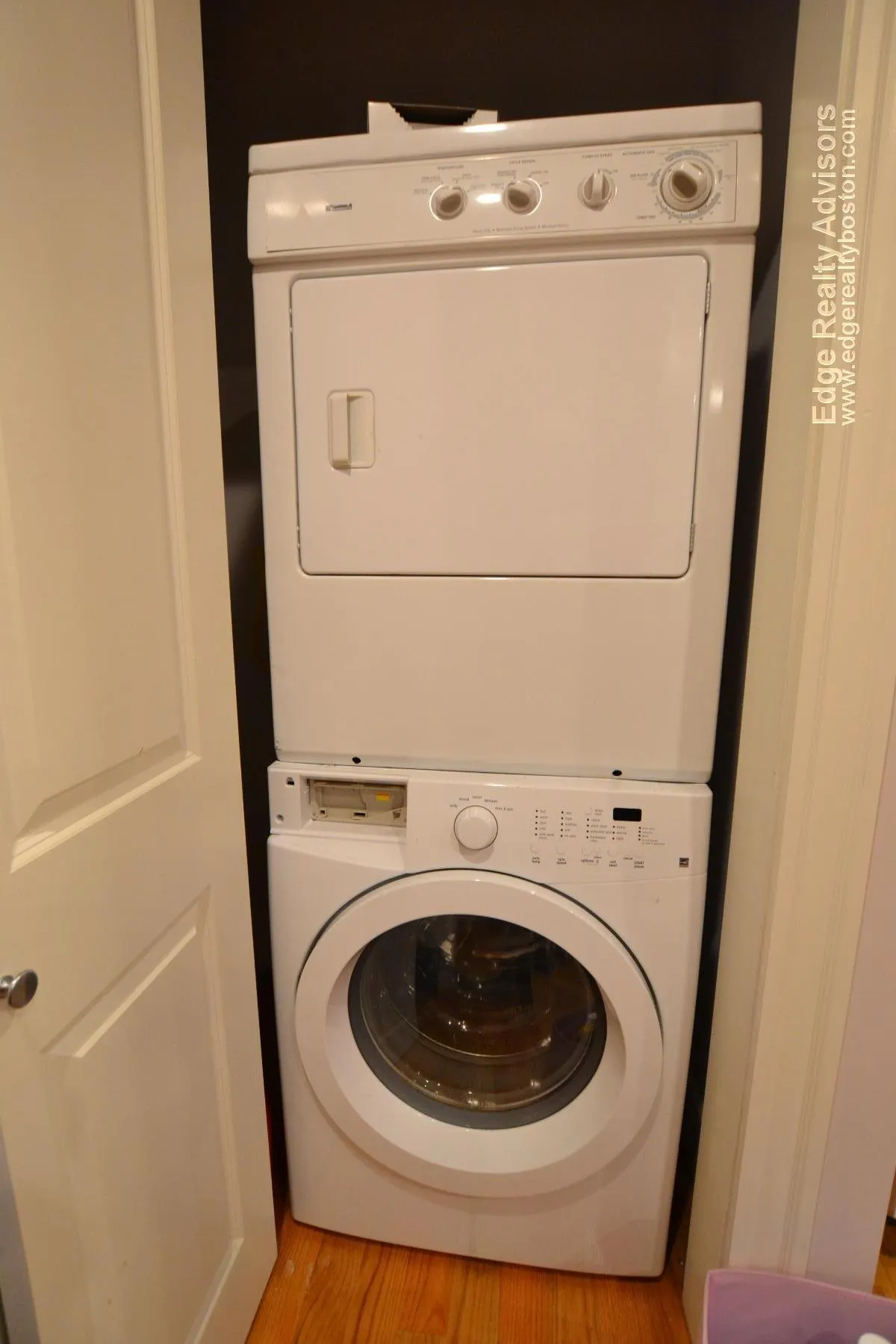 3 bed, 1 bath apartment for rent at 58 Tremont Pl Unit 1, Brighton — photo 2 of 10