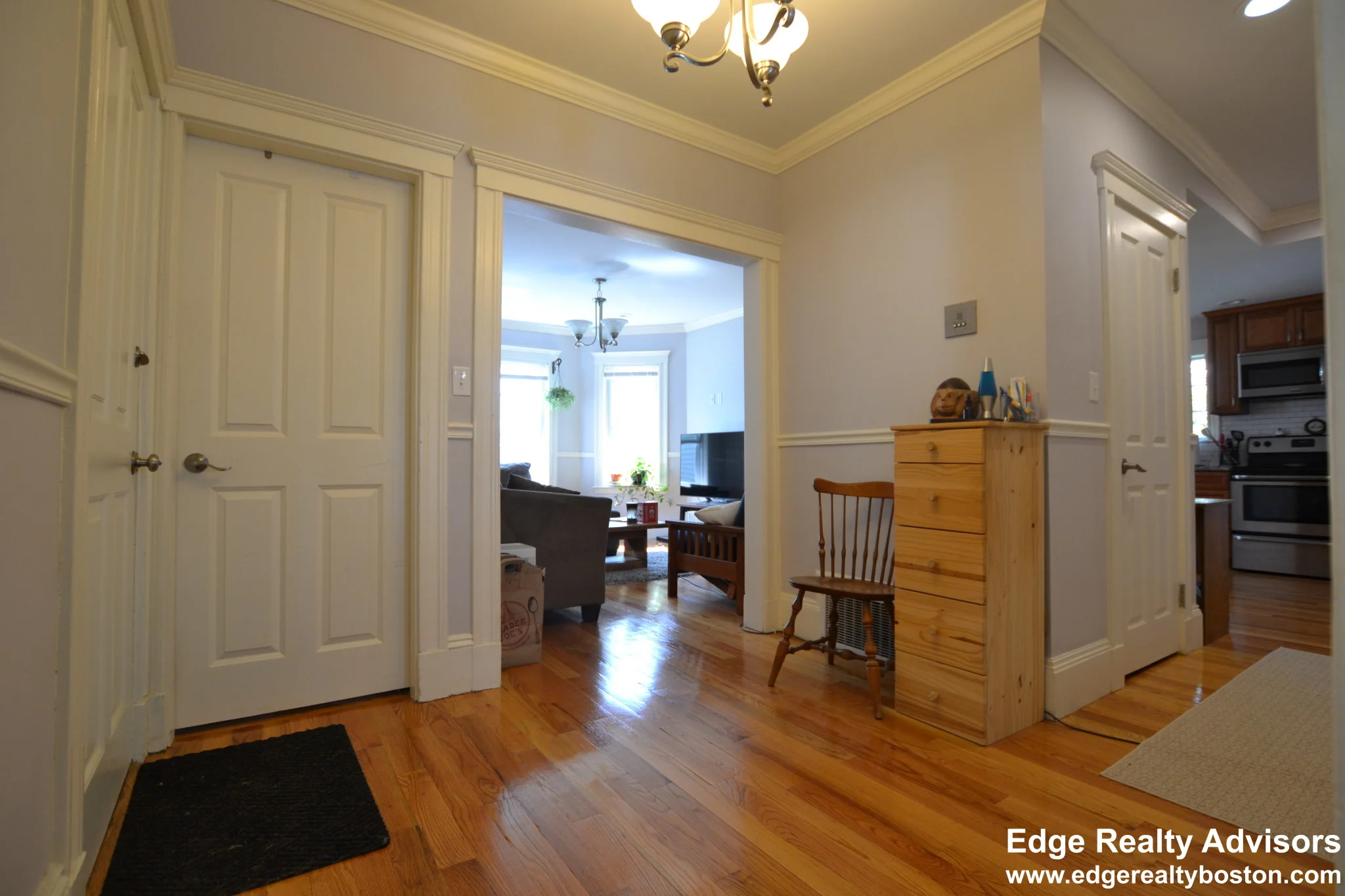 3 bed, 1 bath apartment for rent at 58 Tremont St Unit 3, Oak Square — photo 12 of 13