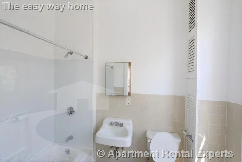 1 bed, 1 bath apartment for rent at 58 Vinal Ave Unit 2F, Prospect Hill — photo 10 of 14