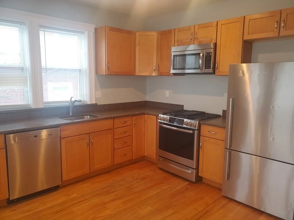 2 bed, 2 bath apartment for rent at 58 Weld Hill St Unit 2, Jamaica Plain — photo 2 of 14