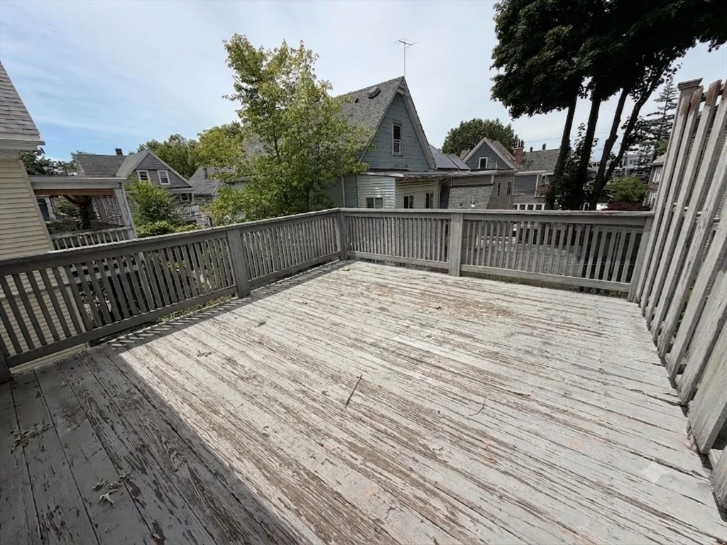 5 bed, 2 bath apartment for rent at 58 Willow Ave Unit 58A, Porter Square — photo 17 of 22