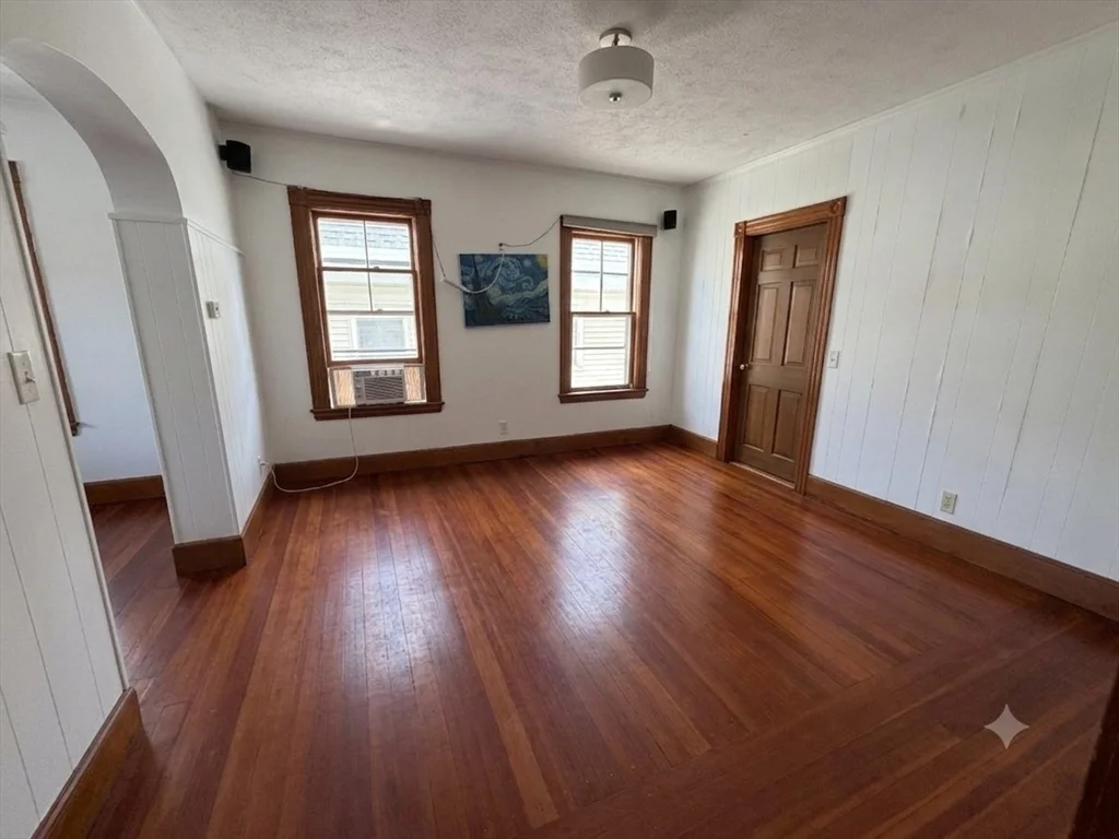 5 bed, 2 bath apartment for rent at 58 Willow Ave Unit 58A, Porter Square — photo 2 of 22