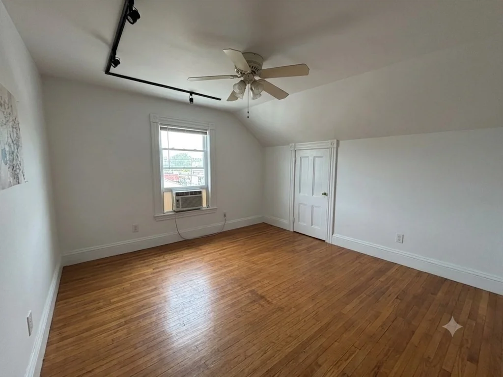 5 bed, 2 bath apartment for rent at 58 Willow Ave Unit 58A, Porter Square — photo 6 of 22