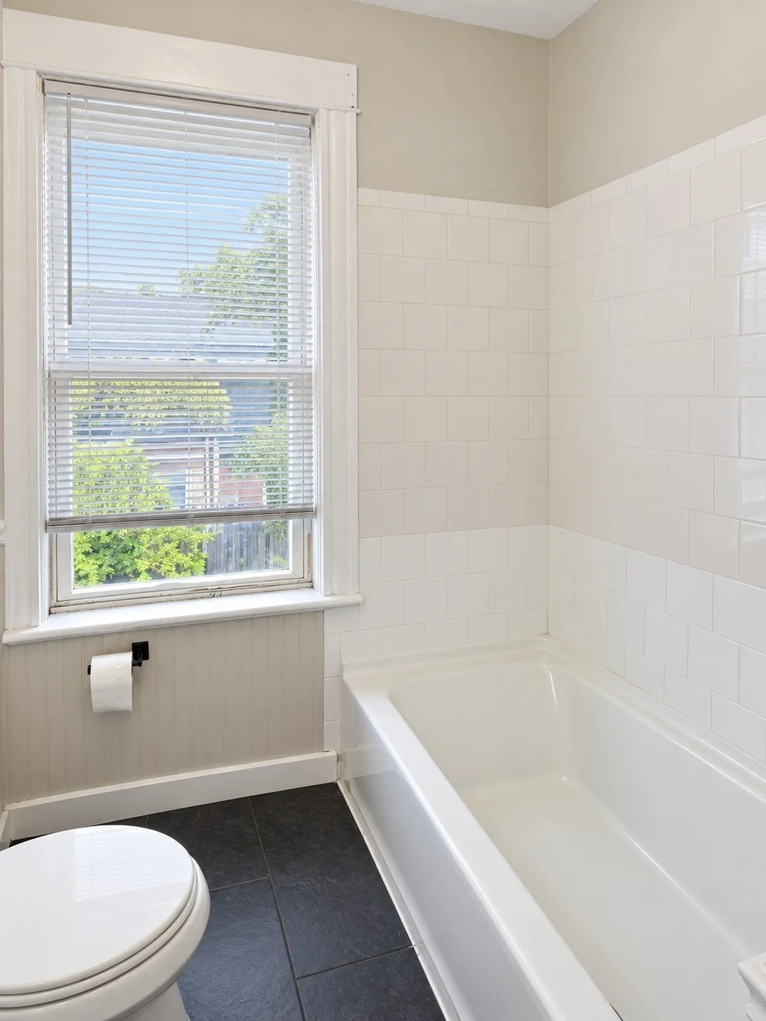 2 bed, 1 bath apartment for rent at 580 Bay St Unit 4, Taunton — photo 9 of 23