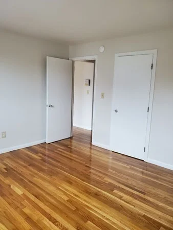 2 bed, 1 bath apartment for rent at 580 Cummins Highway Unit 1, Mattapan — photo 5 of 10