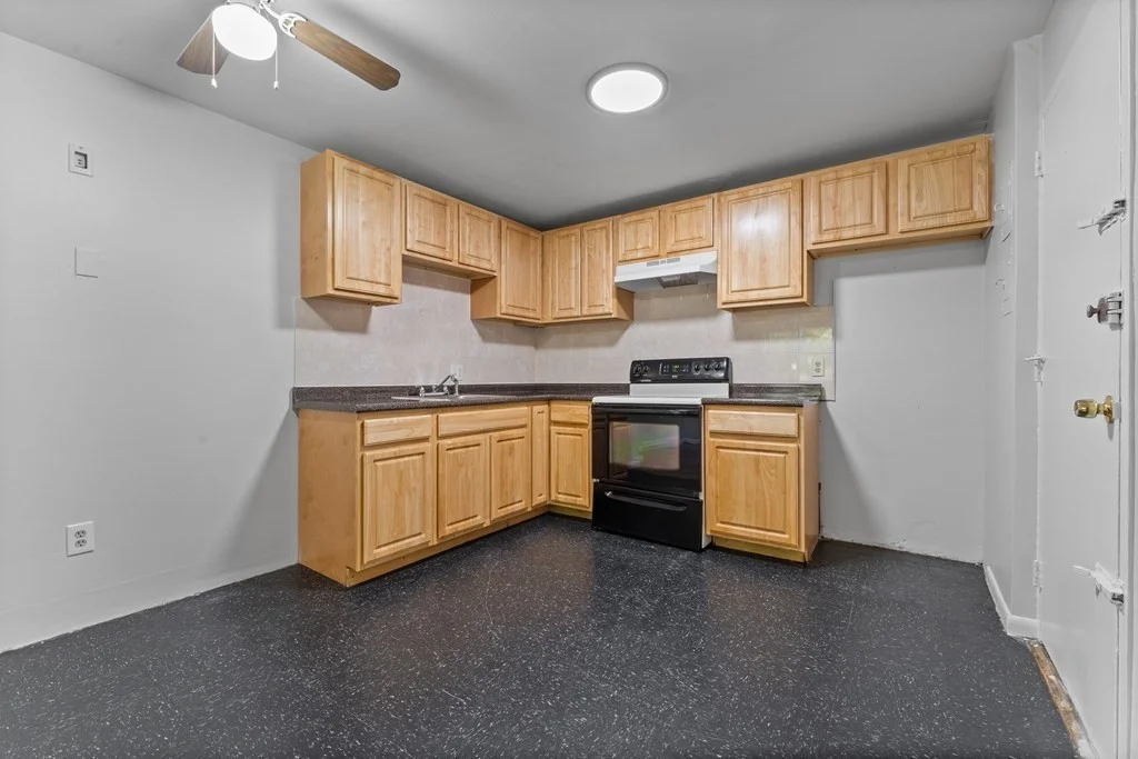 2 bed, 1 bath apartment for rent at 580 Cummins Highway Unit 11, Mattapan — photo 1 of 14