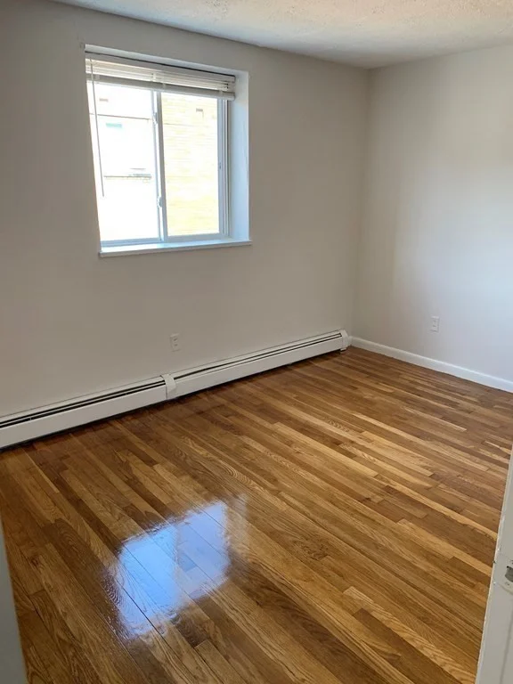 2 bed, 1 bath apartment for rent at 580 Cummins Highway Unit 14, Mattapan — photo 4 of 4