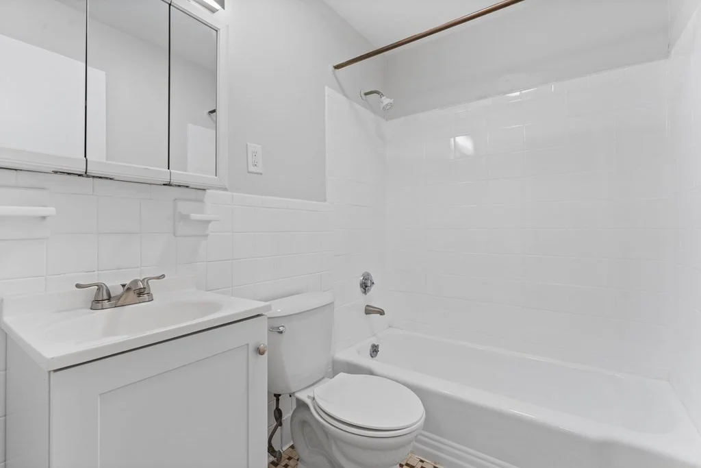 2 bed, 1 bath apartment for rent at 580 Cummins Highway Unit 16, Mattapan — photo 6 of 13