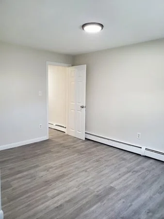 1 bed, 1 bath apartment for rent at 580 Cummins Highway Unit 4, Mattapan — photo 6 of 8