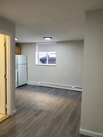 1 bed, 1 bath apartment for rent at 580 Cummins Highway Unit 4, Mattapan — photo 2 of 8
