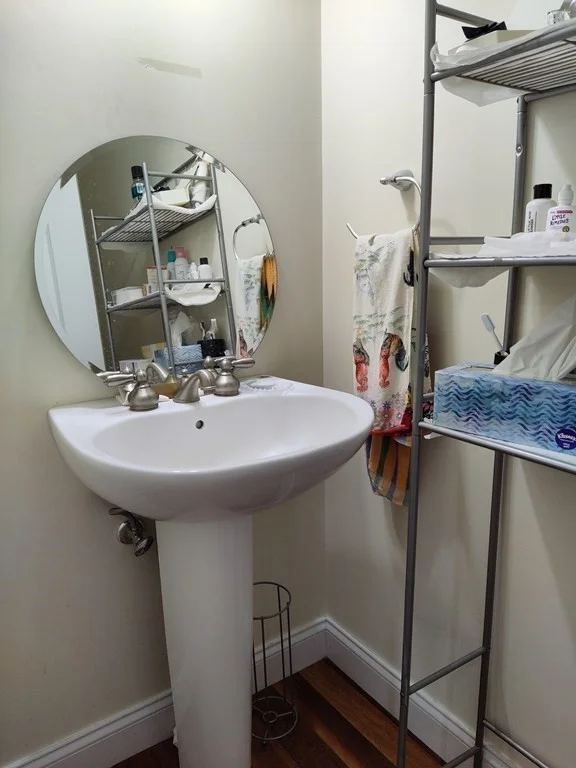 2 bed, 1 bath apartment for rent at 580 Quarry St Unit 12, Quincy — photo 9 of 17