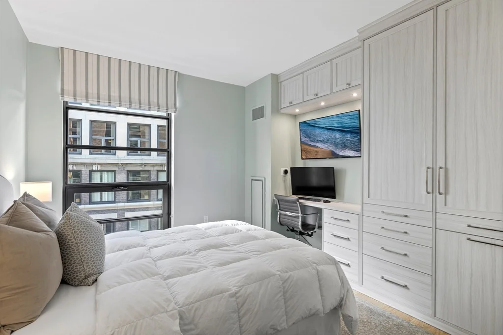 3 bed, 2 bath apartment for rent at 580 Washington St Unit 1002, Boston Downtown — photo 19 of 30
