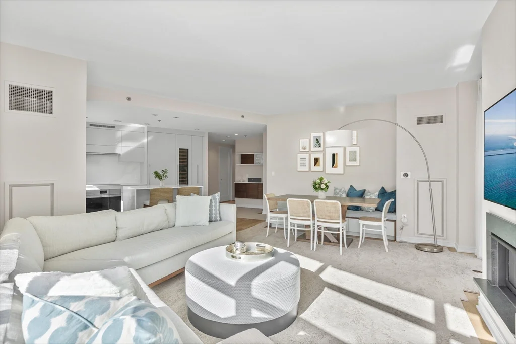 3 bed, 2 bath apartment for rent at 580 Washington St Unit 1002, Boston Downtown — photo 6 of 30