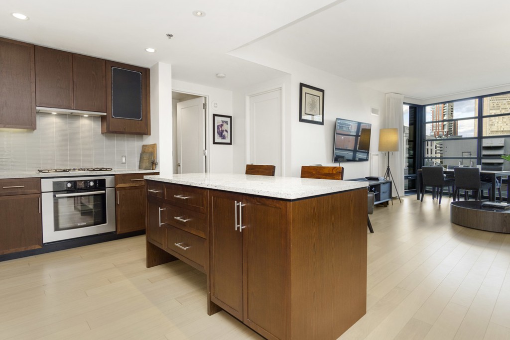 2 bed, 2 bath apartment for rent at 580 Washington St Unit 1107, Midtown — photo 5 of 26