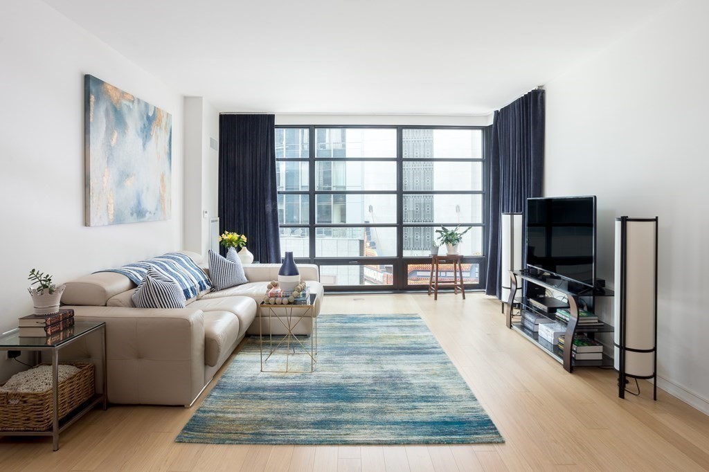 1 bed, 1 bath apartment for rent at 580 Washington St Unit 310, Midtown — photo 3 of 33
