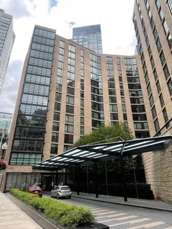 2 bed, 2 bath apartment for rent at 580 Washington St Unit 3C, Boston Downtown — photo 2 of 12