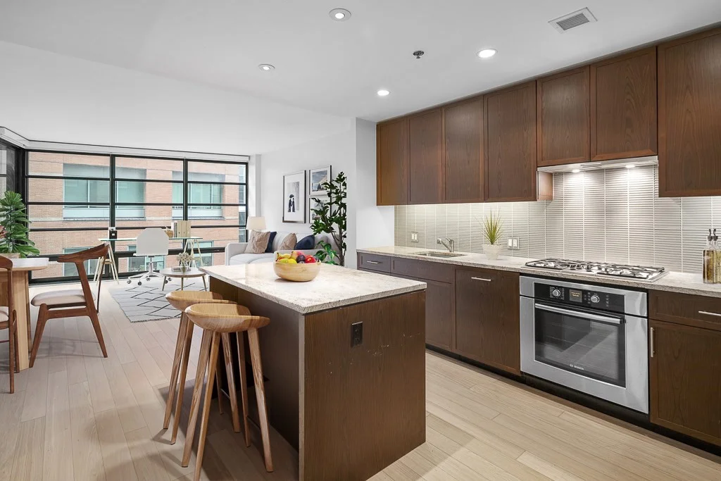 1 bed, 1 bath apartment for rent at 580 Washington St Unit 404, Midtown — photo 3 of 19
