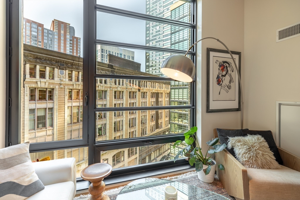 3 bed, 2 bath apartment for rent at 580 Washington St Unit 801, Midtown — photo 3 of 36