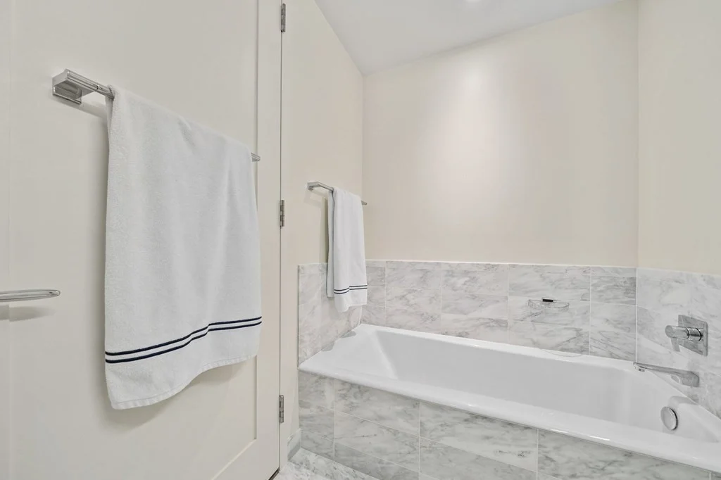 2 bed, 2 bath apartment for rent at 580 Washington St Unit 806, Boston — photo 12 of 22