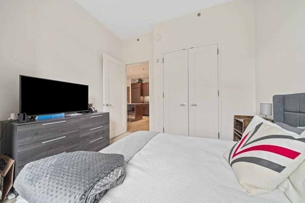 2 bed, 2 bath apartment for rent at 580 Washington St Unit 806, Boston — photo 10 of 22