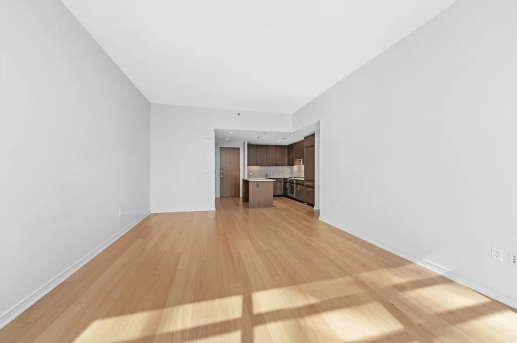 1 bed, 1 bath apartment for rent at 580 Washington St Unit 811, Theatre District — photo 4 of 22
