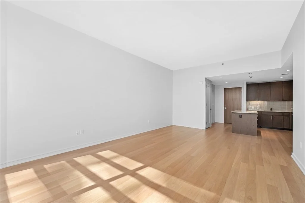 1 bed, 1 bath apartment for rent at 580 Washington St Unit 811, Theatre District — photo 3 of 22