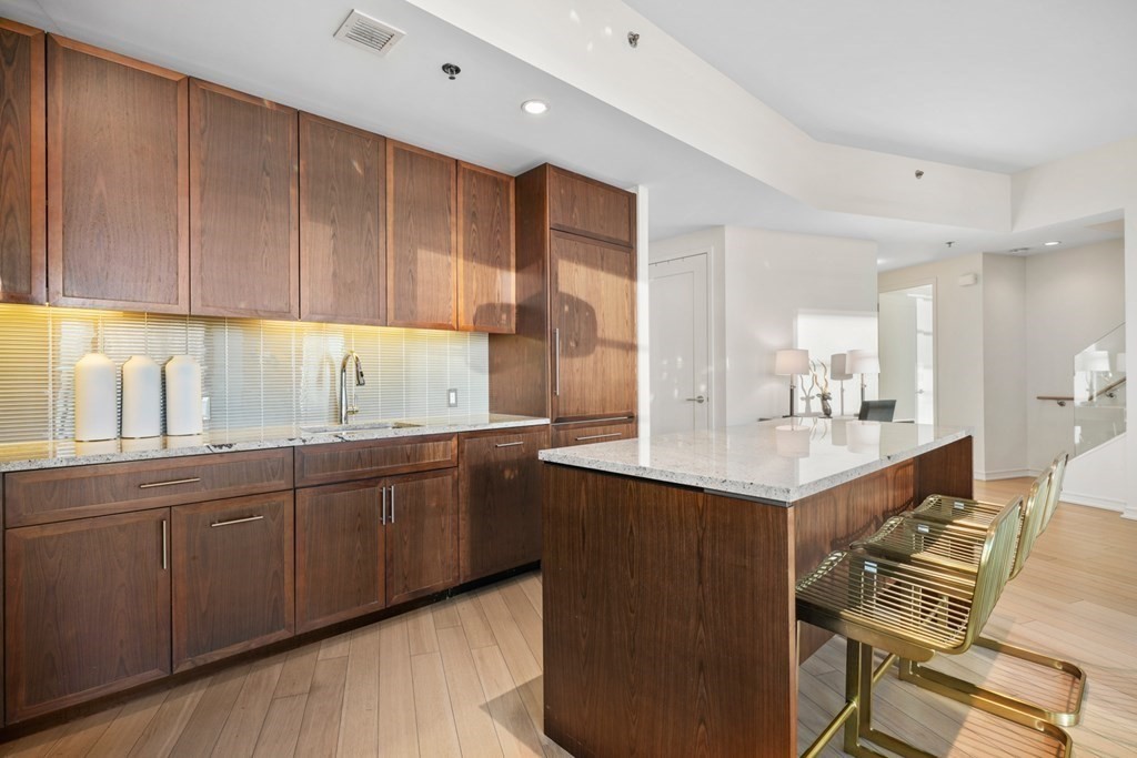 3 bed, 3 bath apartment for rent at 580 Washington St Unit PH3, Theatre District — photo 10 of 34
