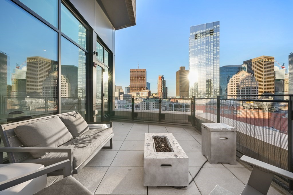 3 bed, 3 bath apartment for rent at 580 Washington St Unit PH3, Theatre District — photo 16 of 34