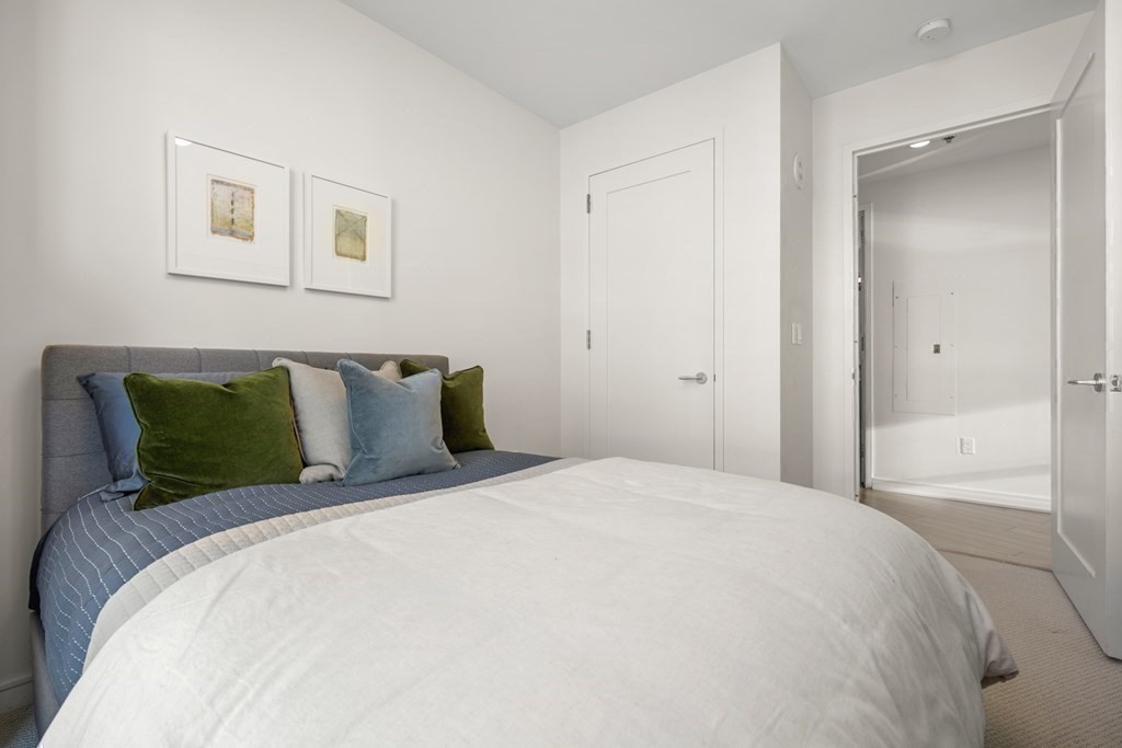 3 bed, 3 bath apartment for rent at 580 Washington St Unit PH3, Theatre District — photo 25 of 34